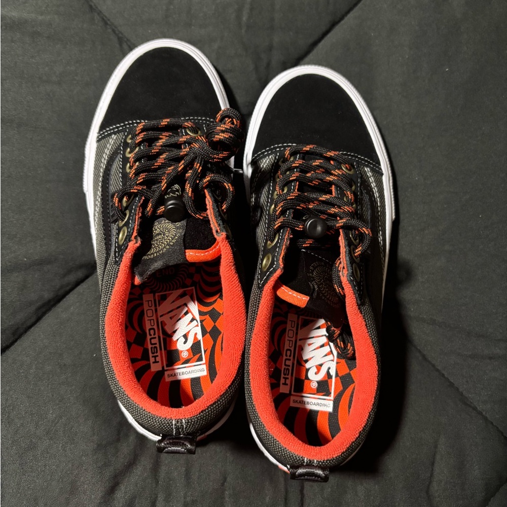 Vans Kids Sneakers in Black and Red